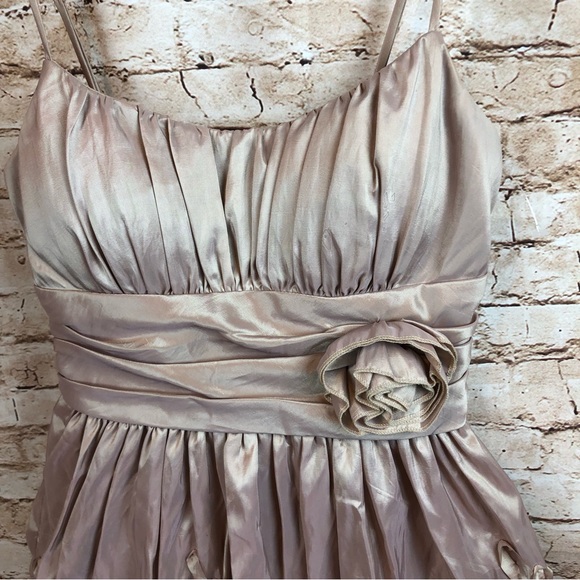 B. Darlin Short Formal Dress 3/4 - Picture 2 of 6